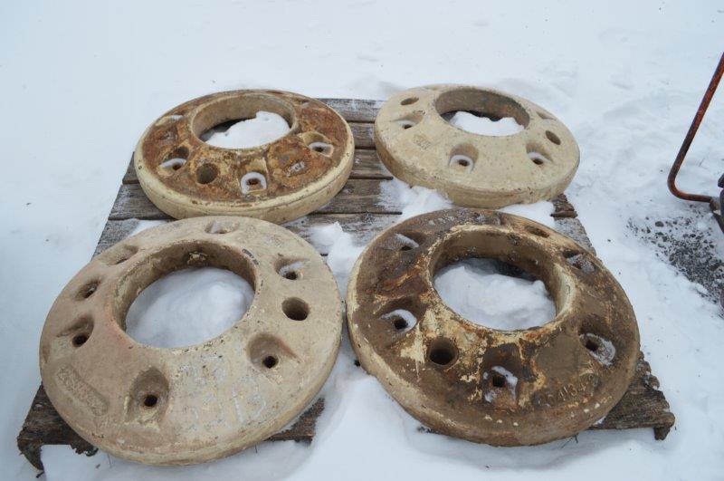 2 rear wheel tractor weights