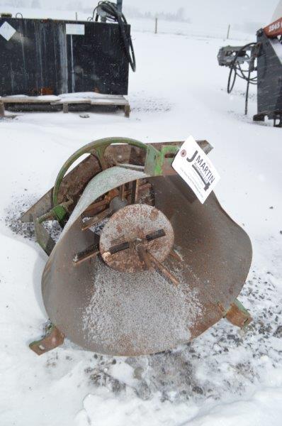 Sukup spinner for grain bin