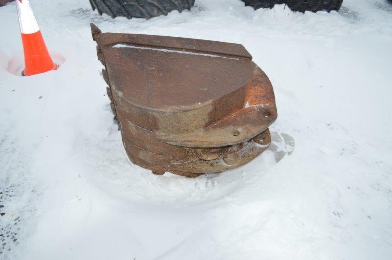 Case 36" excavator bucket