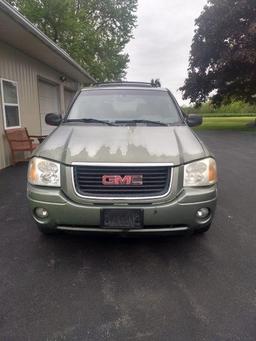 '03 GMC Envoy SLT SUV w/ 175,000 miles, sun roof, leather seats, V6 motor, power controls, tow packa