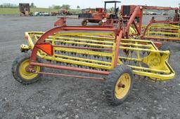 NH 256 roll-a-bar hay rake