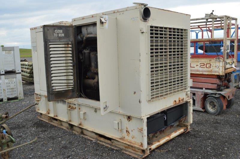 200 KW, 3 phase military generator w/ 839 hrs, 6 cylinder Detroit 365 diesel engine (runs and operat