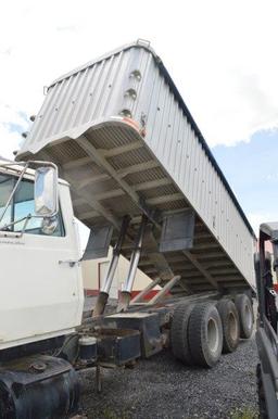 '78 Ford 8000 Custom Cab grain truck w/ 20' aluminum grain dump, 34,003 miles, Fuller Roadrunner 8 s