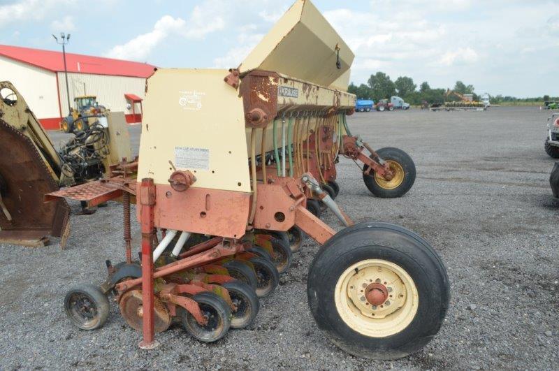 Krause 5200 grain drill, grass seeder