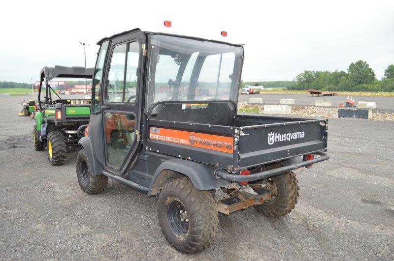 Husqvarna HUV 4421D w/ 630 hrs, AWD, winch, power dump, diesel, hitch, cab w/ heat