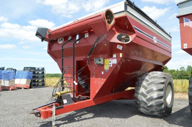 J&M 750 grain buggy w/ Digistar EZ150 scales, 1,000 pto, 66X43.00 tires, serial# 4733