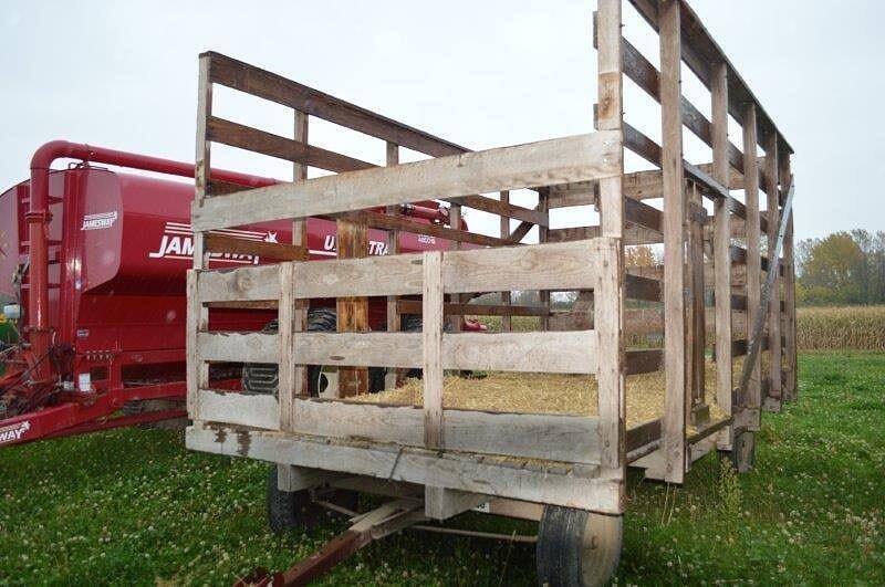 Wooden hay wagon on Electric 5025 12,000# running gear