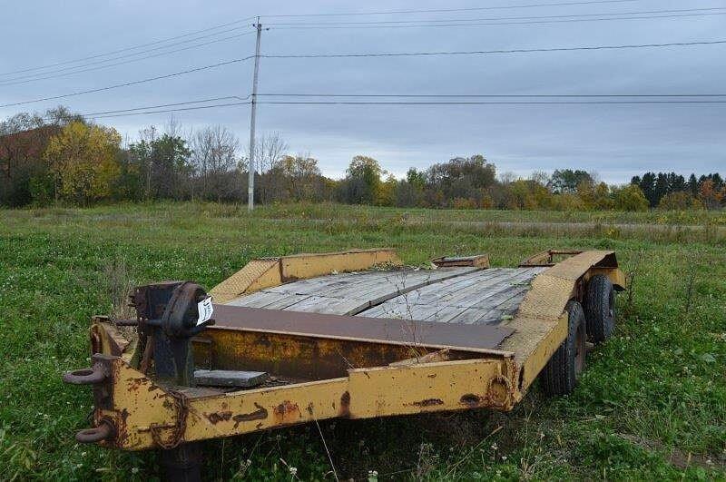 Heavy duty farm trailer, (no registration)