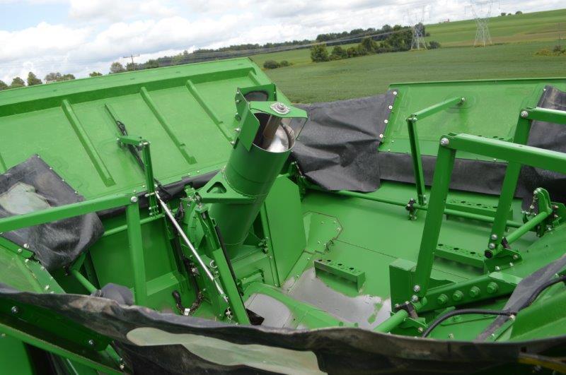 '12 JD 630F hydro-flex full finger 30' flex head w/ high stone rails, 2 owners manuel