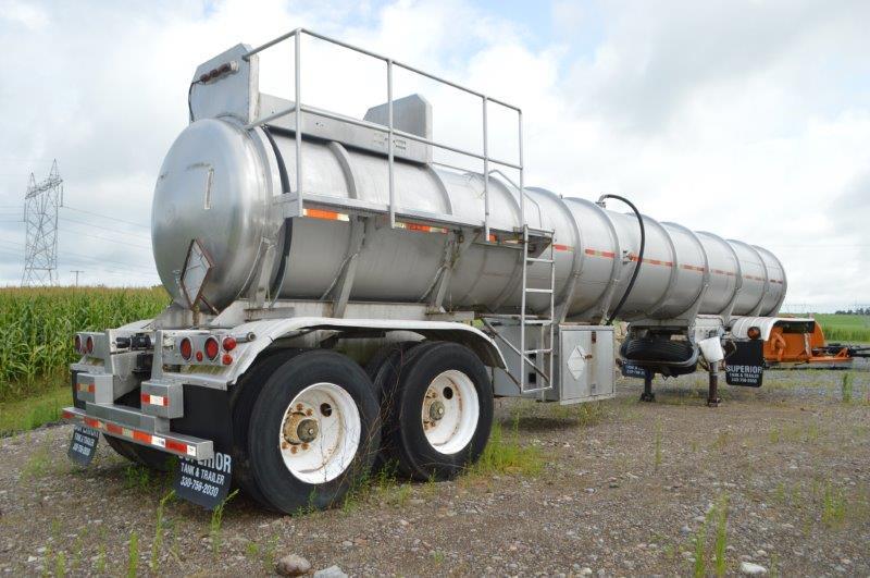 '79 Polar 40' stainless tanker trailer w/ 500 gal tank, sells w/ all pumps & duct work, vin# 4707