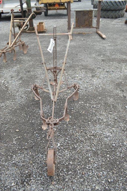 Antique cultivator