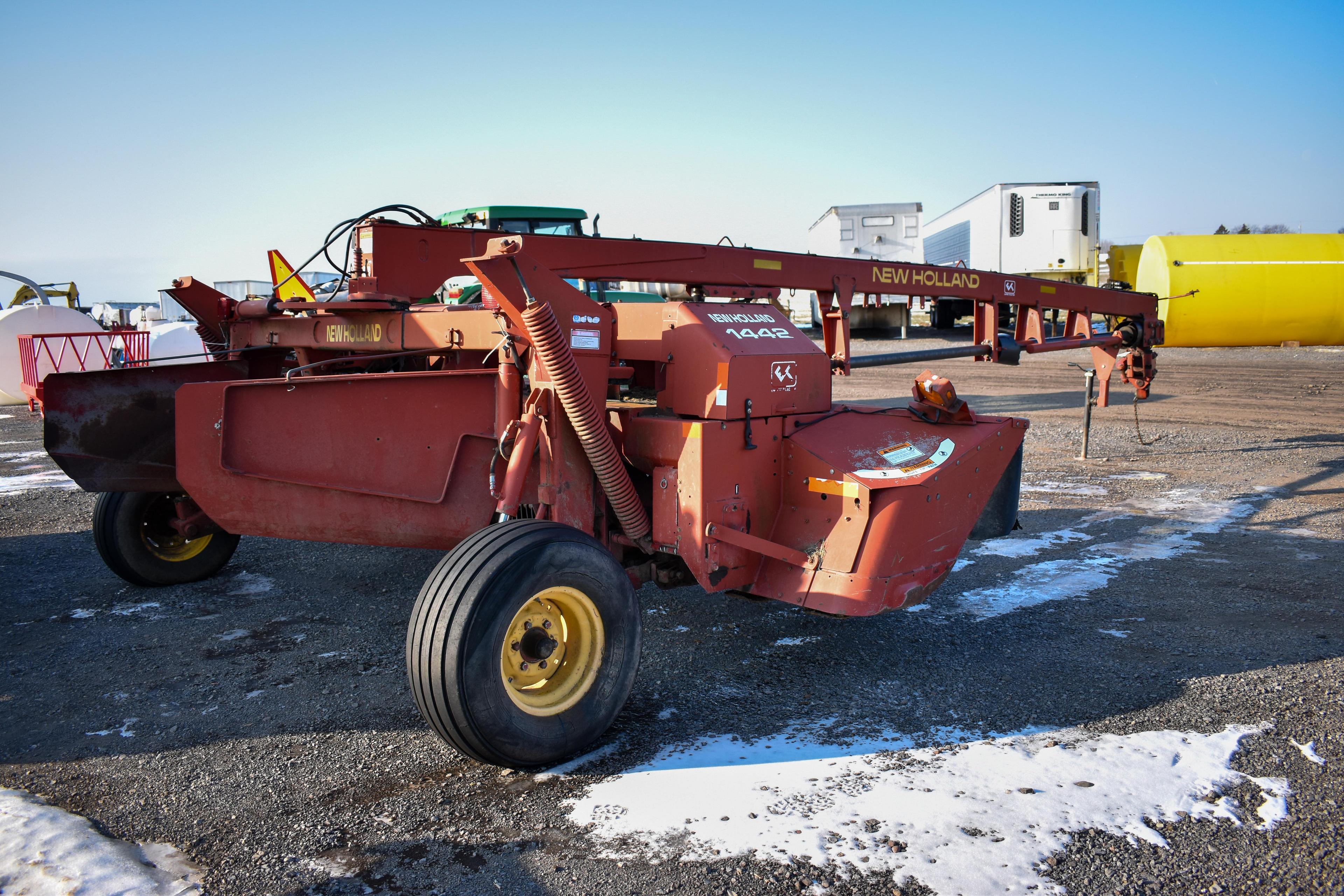 NH 1442 discbine w/ flail conditioner, 15'