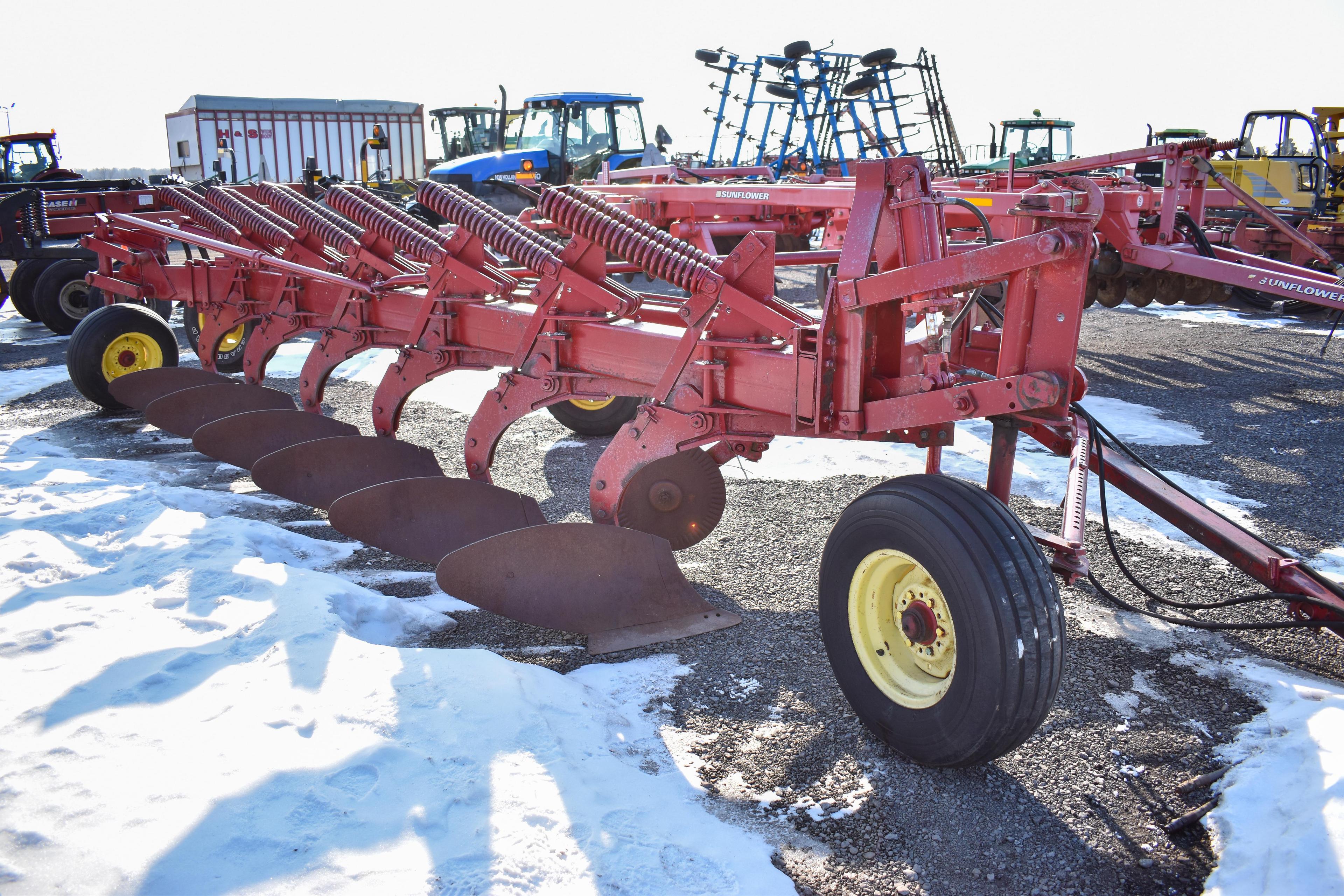 White 6 bottom on-land plow