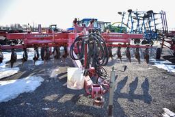 Sunflower  4412 7 shank deep ripper, packer hitch w/ hyd, front and rear hyd disc, extra wear parts,