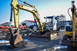 Mustang ME12002 excavator w/ 3,396hrs, 2spd, H&H 28" bucket, 20" steel tracks, plumed, cat engine, f