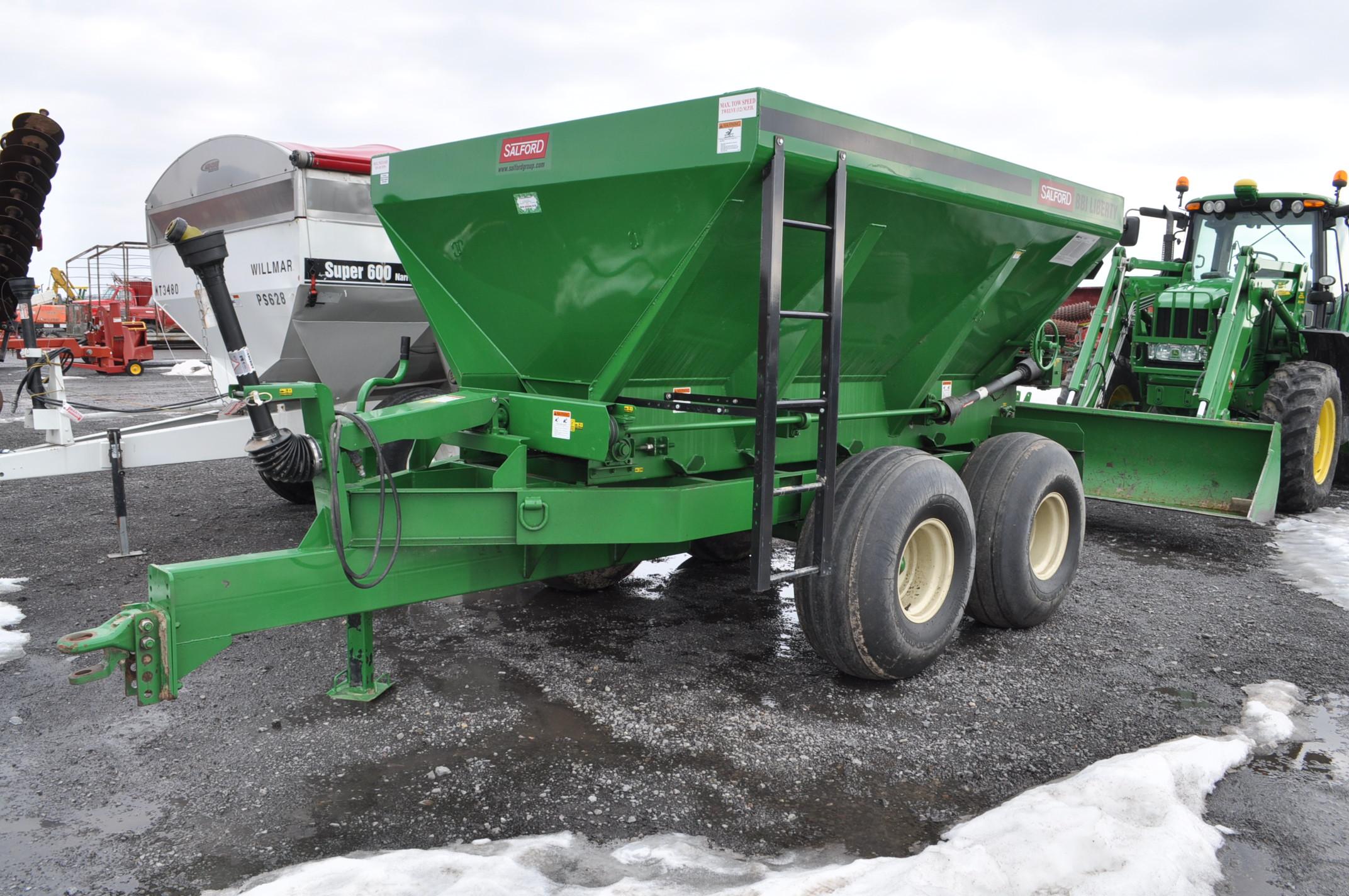 Salford BBI Liberty 8 ton fert spreader w/ double spinner, tandem axle