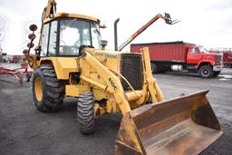 JD 410C backhoe w/ 3293hrs, 4wd, 24" digging bucket, outriggers, extendahoe, 21L-24 rear rubber , ne