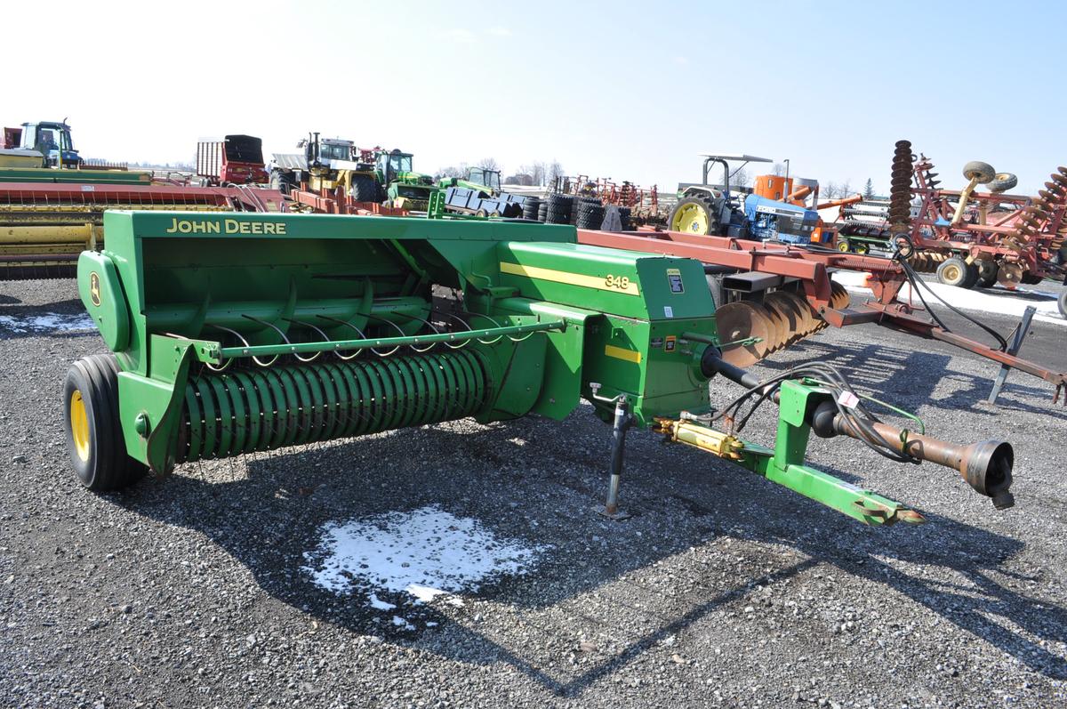 JD 348 small square baler w/ drop chute, string tie, hyd tongue, hyd bale tension, (controls in offi