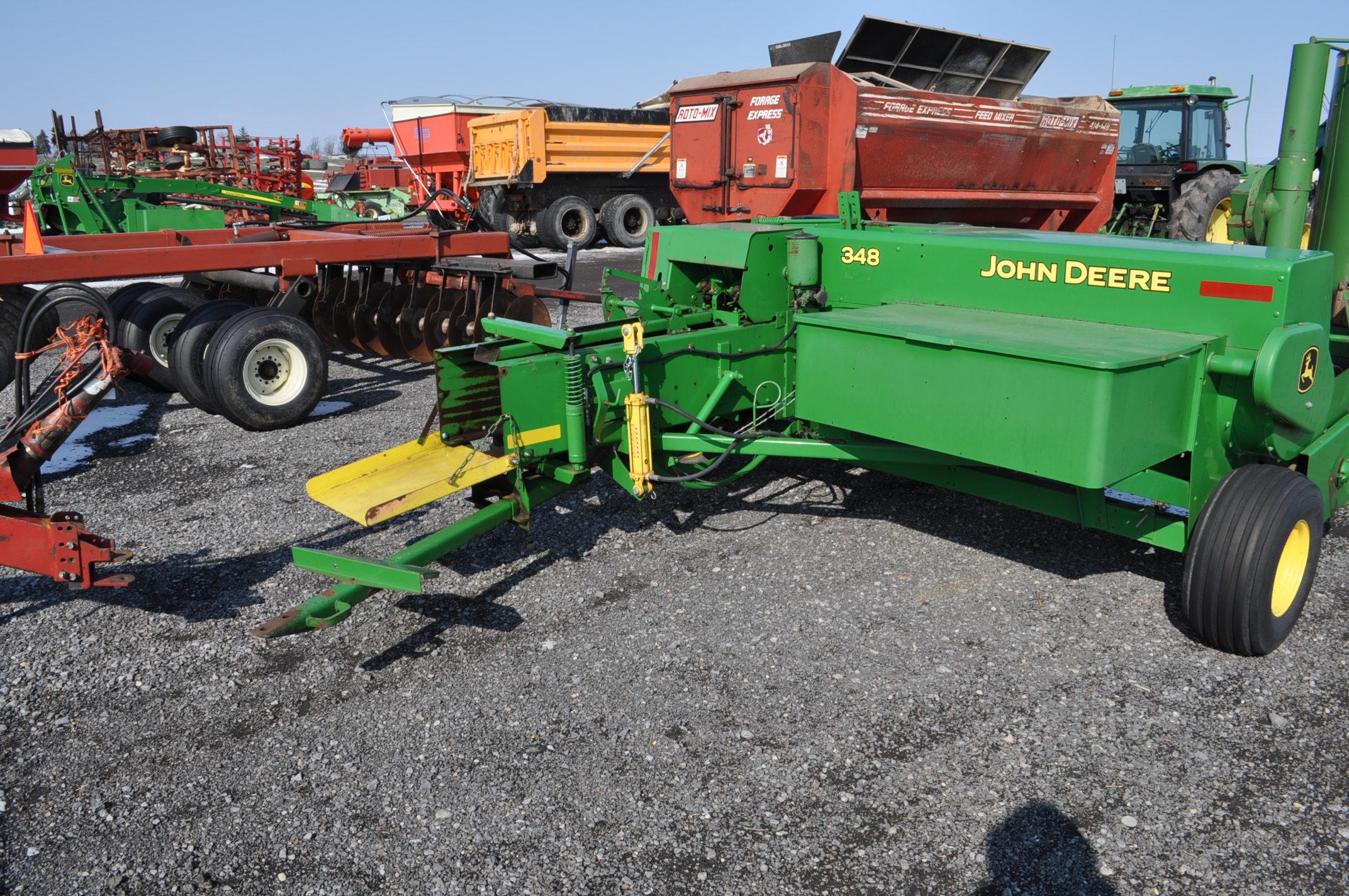 JD 348 small square baler w/ drop chute, string tie, hyd tongue, hyd bale tension, (controls in offi