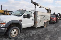 '08 Ford F550 utility service truck w/ 130,337mi, 4wd, 6.4 power stroke, automatic, 17950# GVW, alum