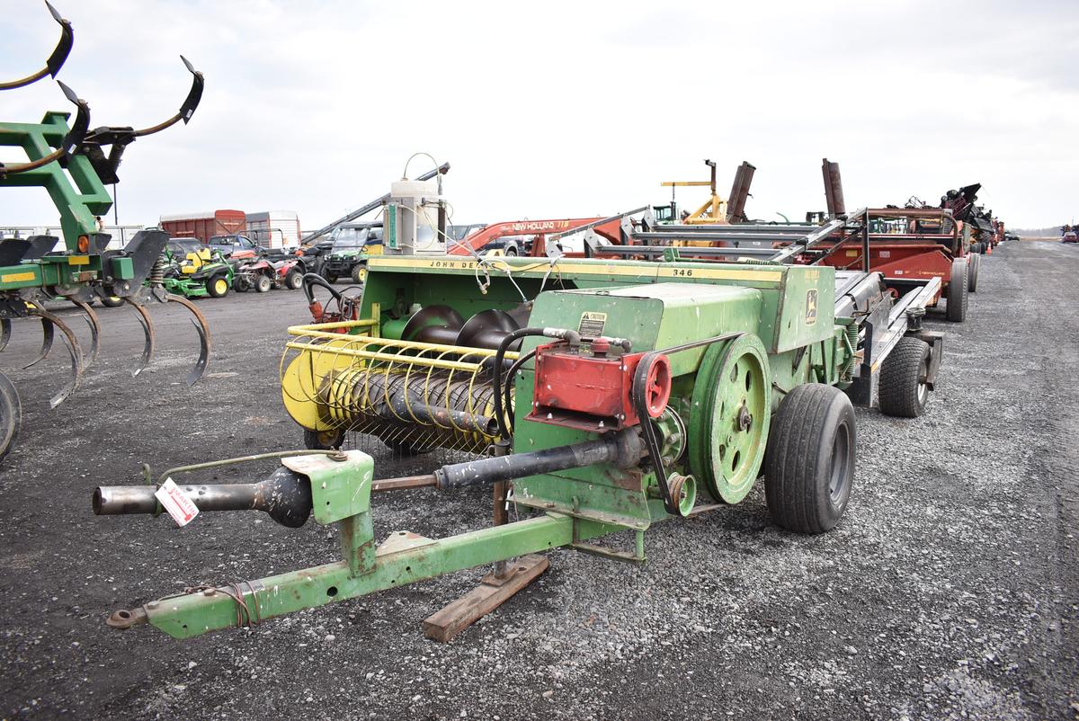 JD 346 sm sq baler w/ wire tie, acid applicator, sells w/ Hoelscher accumulator (one owner)