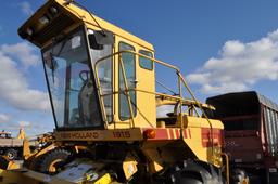 NH 1915 self propelled chopper w/ 3026hrs, dump cart hitch & hyd, Cat 3306 engine, Metalert II, 4wd