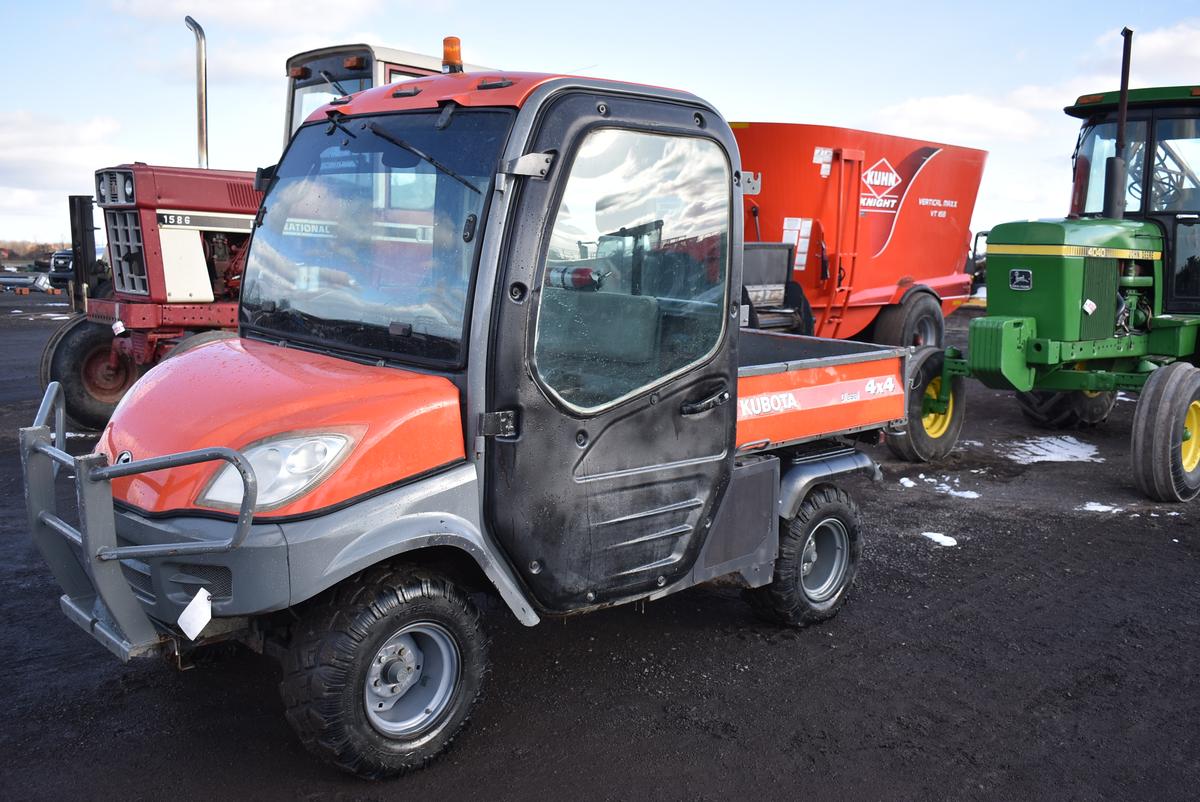 Kubota RTV1100 w/ 2693hrs, 4wd, hyd dump, cab w/ heat/air