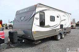 2015 Keystone Hide Out 19' camper