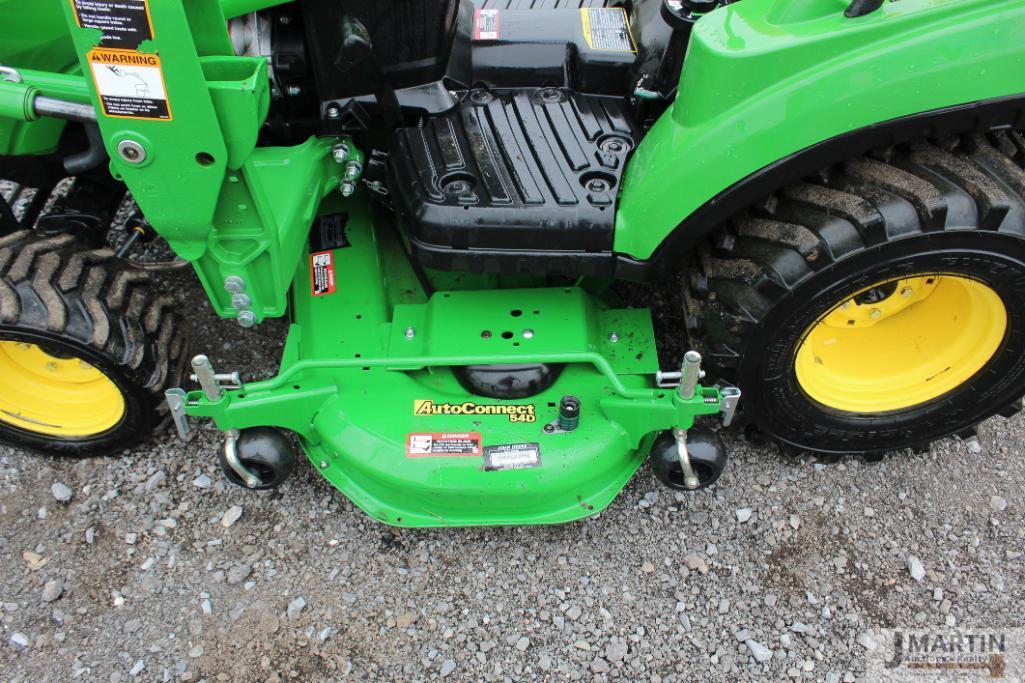 2020 JD 1023E compact w/ 120R loader