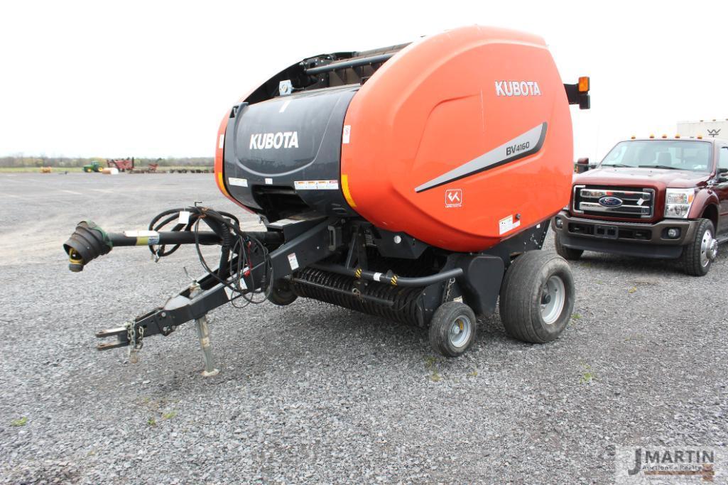 2016 Kubota BV4160 round baler