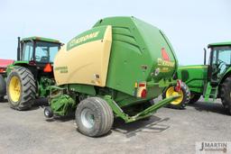 Krone Comprima V150 XL round baler