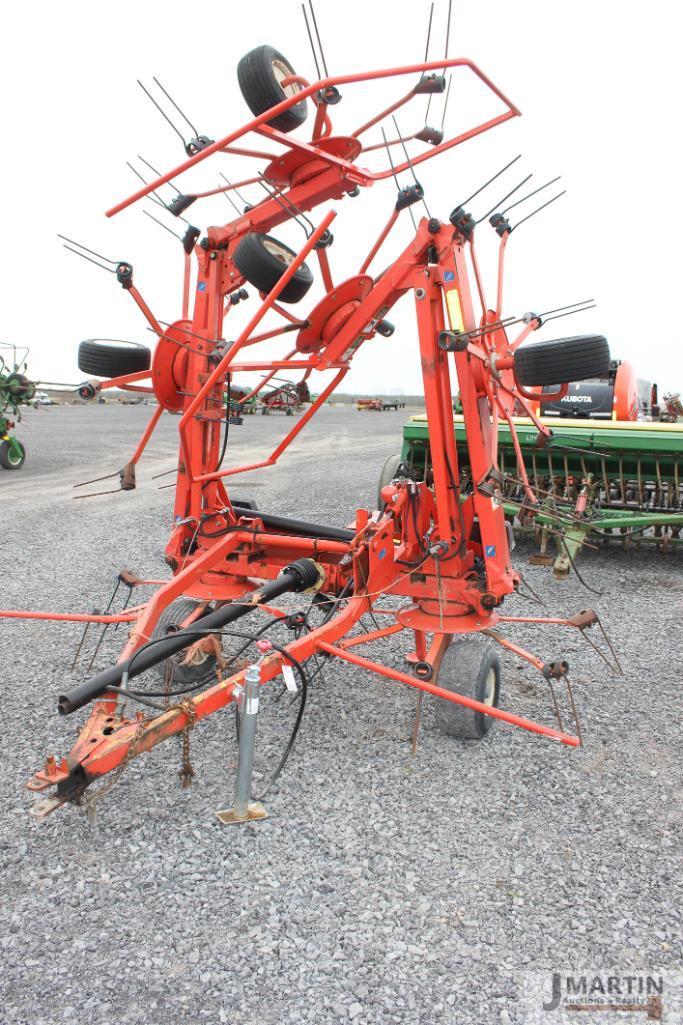 Kuhn GF7802THA Digidrive 6 star tedder