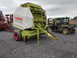 Claas Variant 260 round baler