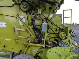 Claas Variant 260 round baler