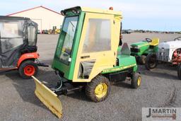 JD F930 garden tractor