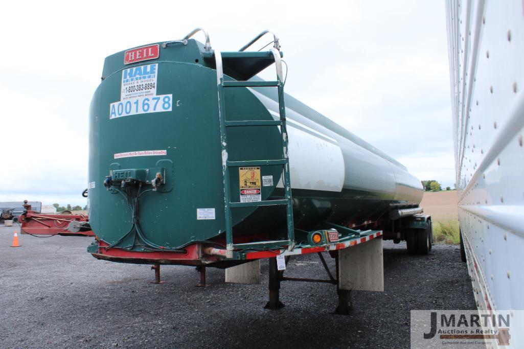 1990 Heil 45' 7500gal tanker