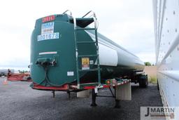 1990 Heil 45' 7500gal tanker