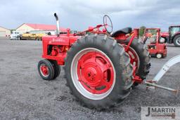 Farmall H 1948 tractor