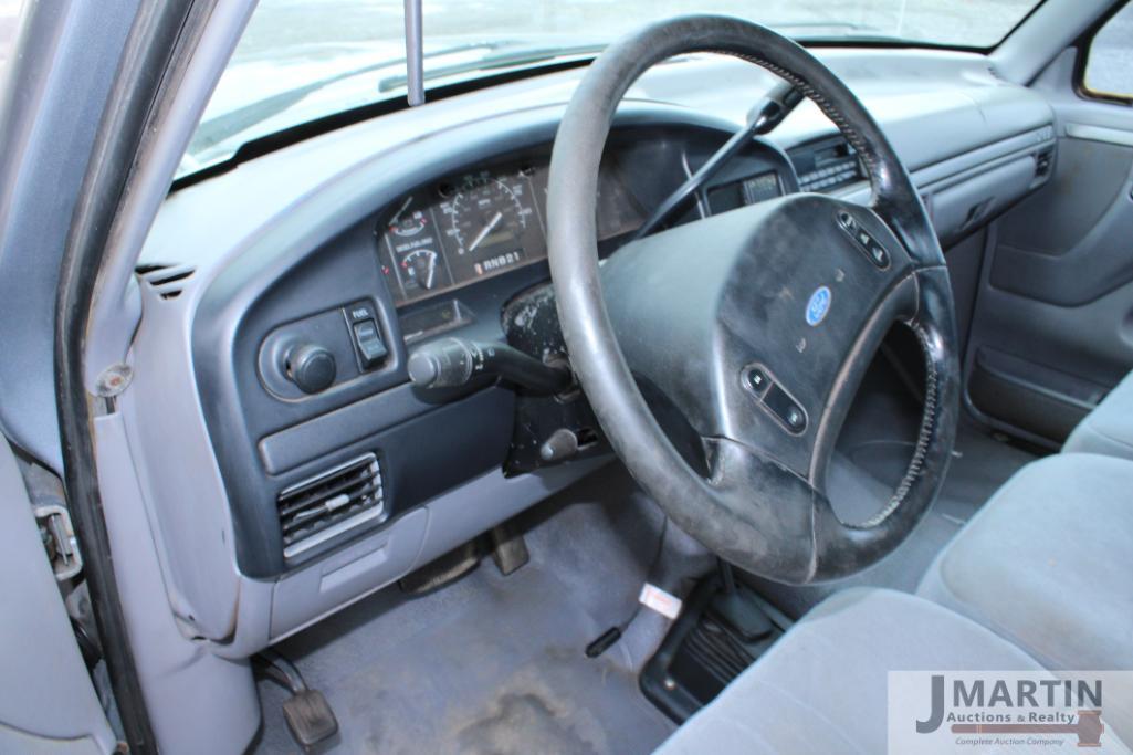 1995 Ford F250 pickup truck