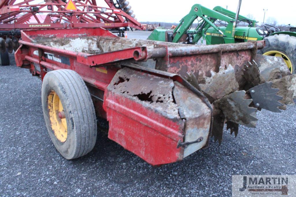 NH 155 manure spreader