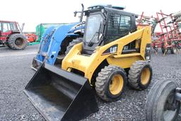 Cat 236 skid loader