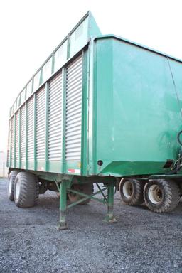 2003 Diller 24' silage trailer