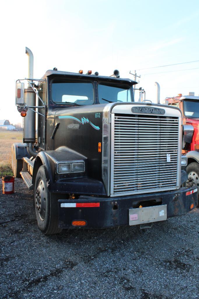 1987 Freightliner FLC semi