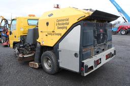 2004 GMC road sweeper