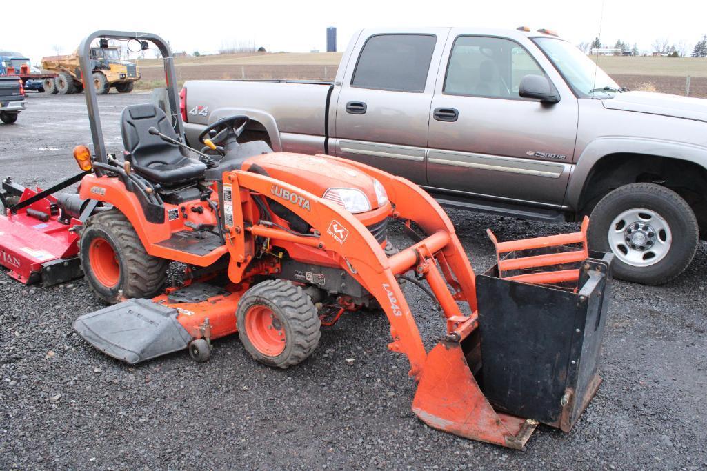 Kubota BX2350D compact tractor w/ loader