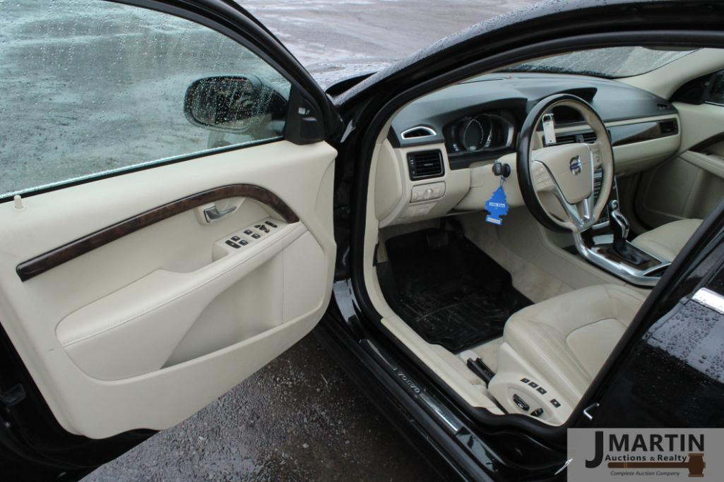 2016 Volvo S80 4 door car