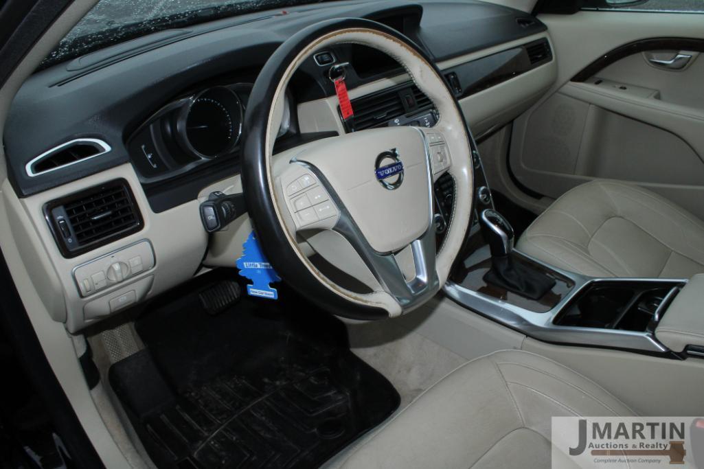 2016 Volvo S80 4 door car