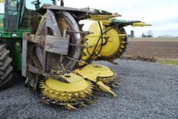 2009 JD 678 8 row Big Drum corn head