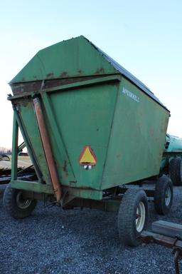 Mcconnell 12' hyd dump wagon