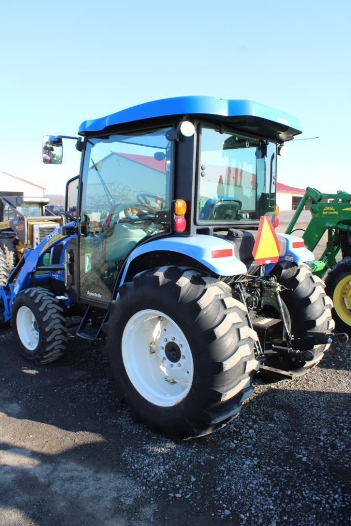 2013 NH Boomer 3040 tractor w/ NH TL250 loader